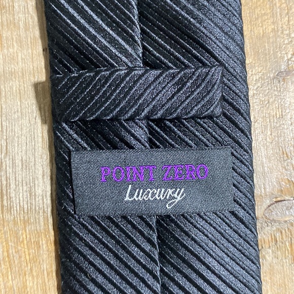 Point Zero Luxury Tie - Picture 3 of 3
